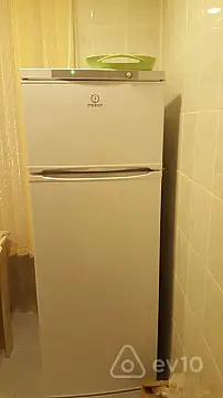 Kirayə verilir 2 otaqlı köhnə tikili 50 m²