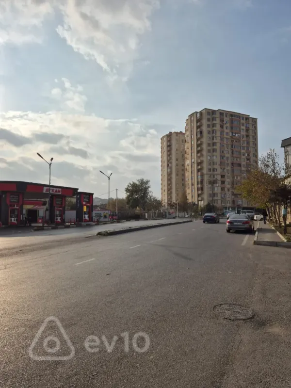 Kirayə verilir 3 otaqlı yeni tikili 65 m²