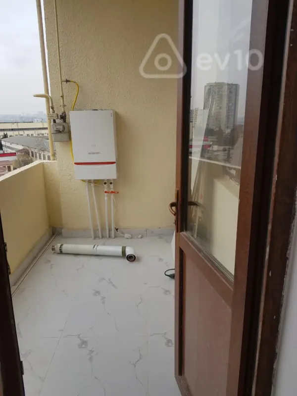 Kirayə verilir 3 otaqlı yeni tikili 65 m²