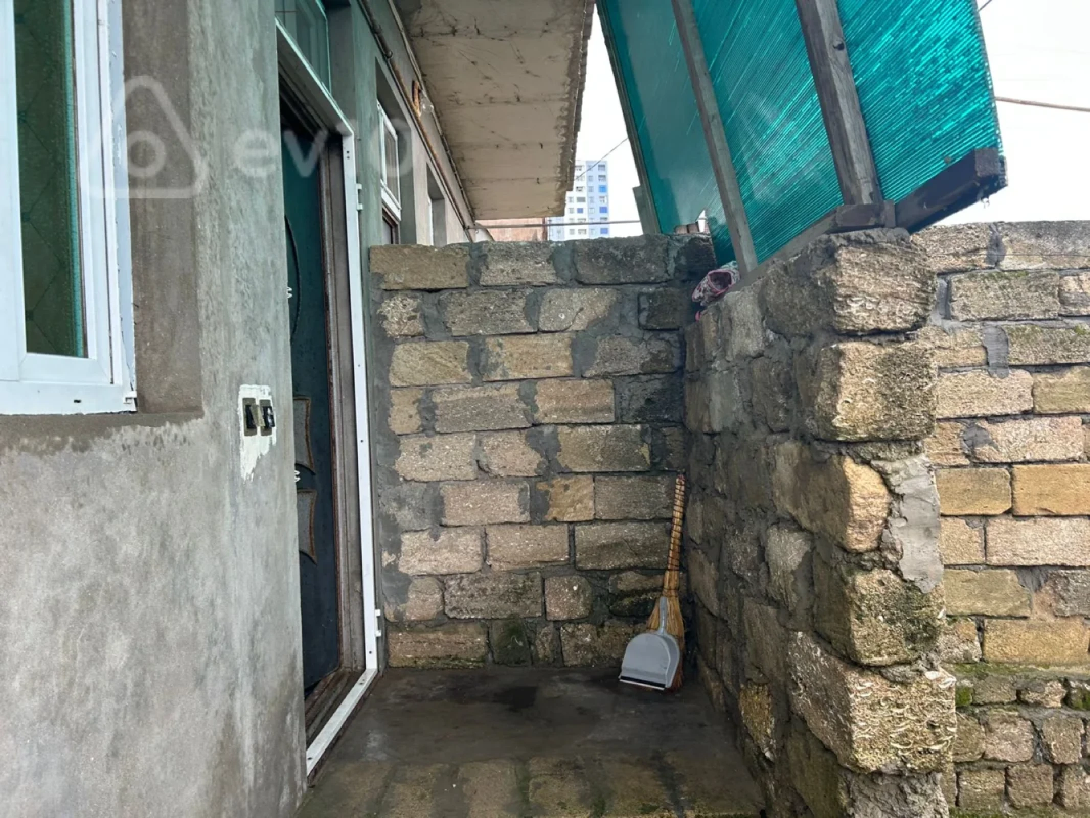 Kirayə verilir 2 otaqlı həyət evi 70 m²