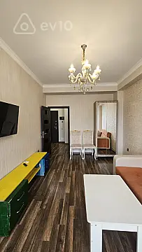 Kirayə verilir 2 otaqlı yeni tikili 57 m²