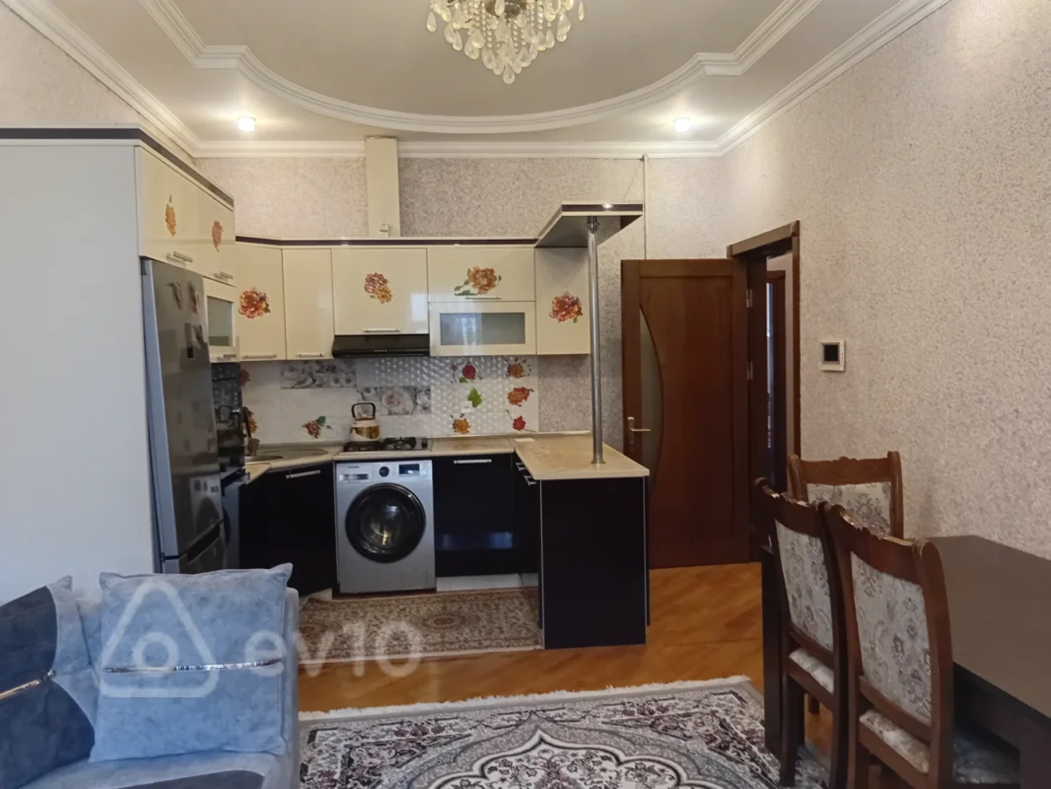 Kirayə verilir 3 otaqlı yeni tikili 75 m²