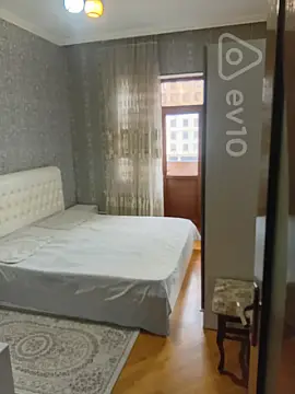 Kirayə verilir 3 otaqlı yeni tikili 75 m²