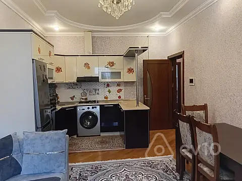 Kirayə verilir 3 otaqlı yeni tikili 75 m²