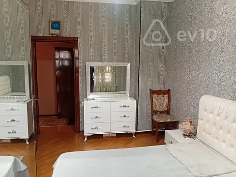Kirayə verilir 3 otaqlı yeni tikili 75 m²