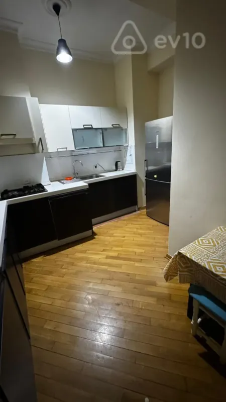 Kirayə verilir 3 otaqlı yeni tikili 104 m²