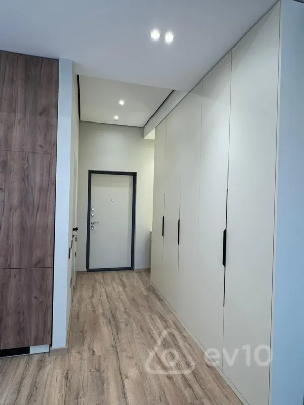 Satılır 1 otaqlı yeni tikili 57.4 m²