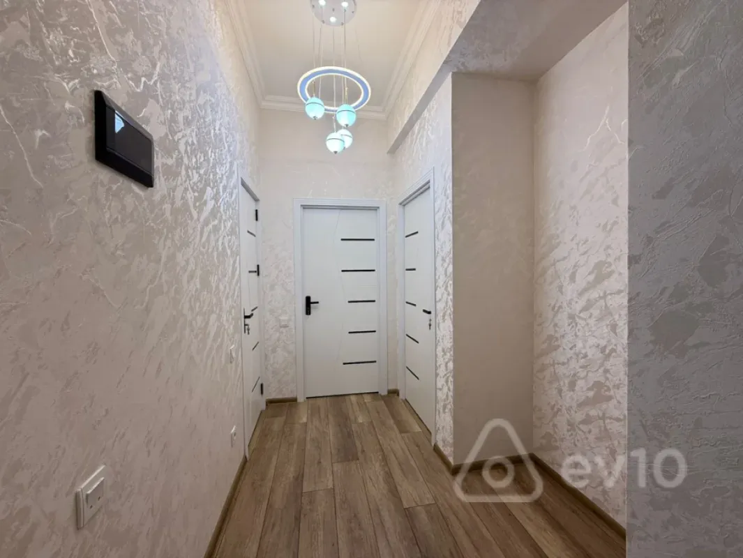 Satılır 1 otaqlı yeni tikili 40 m²