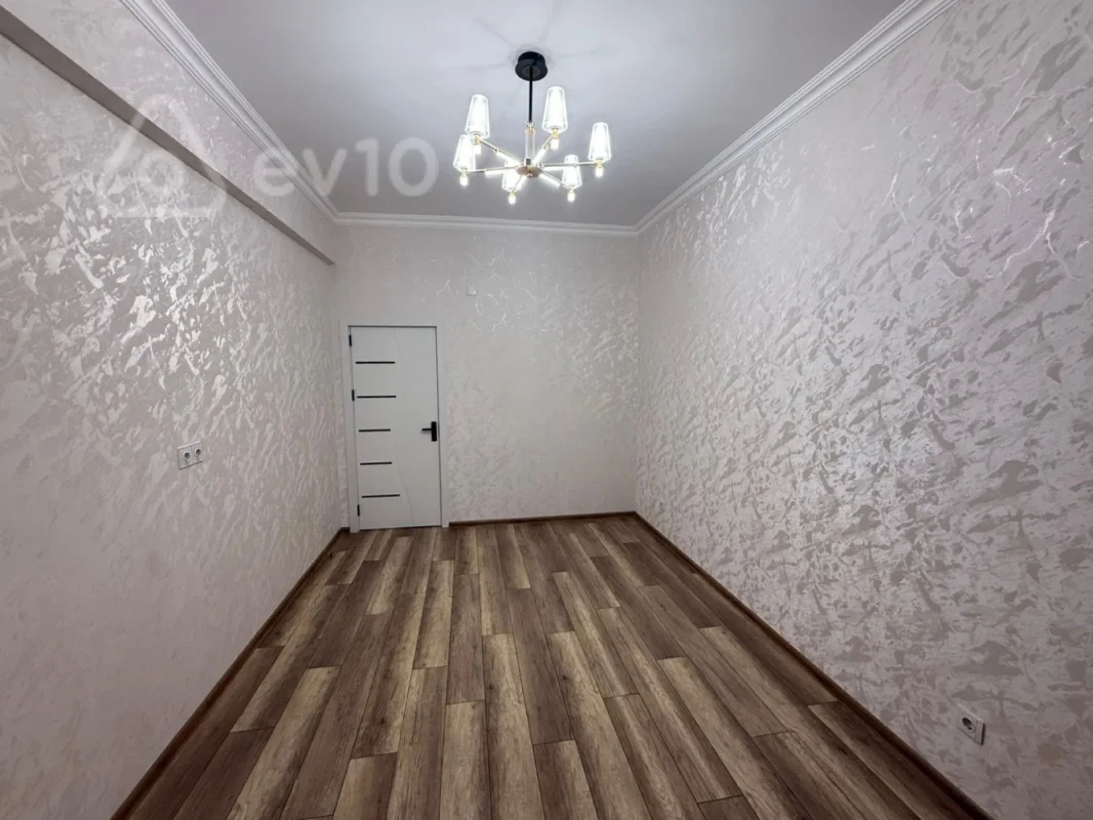Satılır 1 otaqlı yeni tikili 40 m²