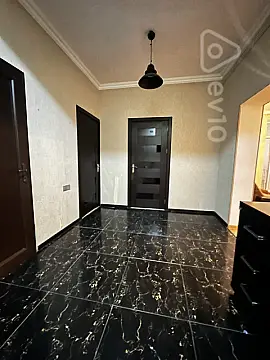 Kirayə verilir 2 otaqlı yeni tikili 75 m²