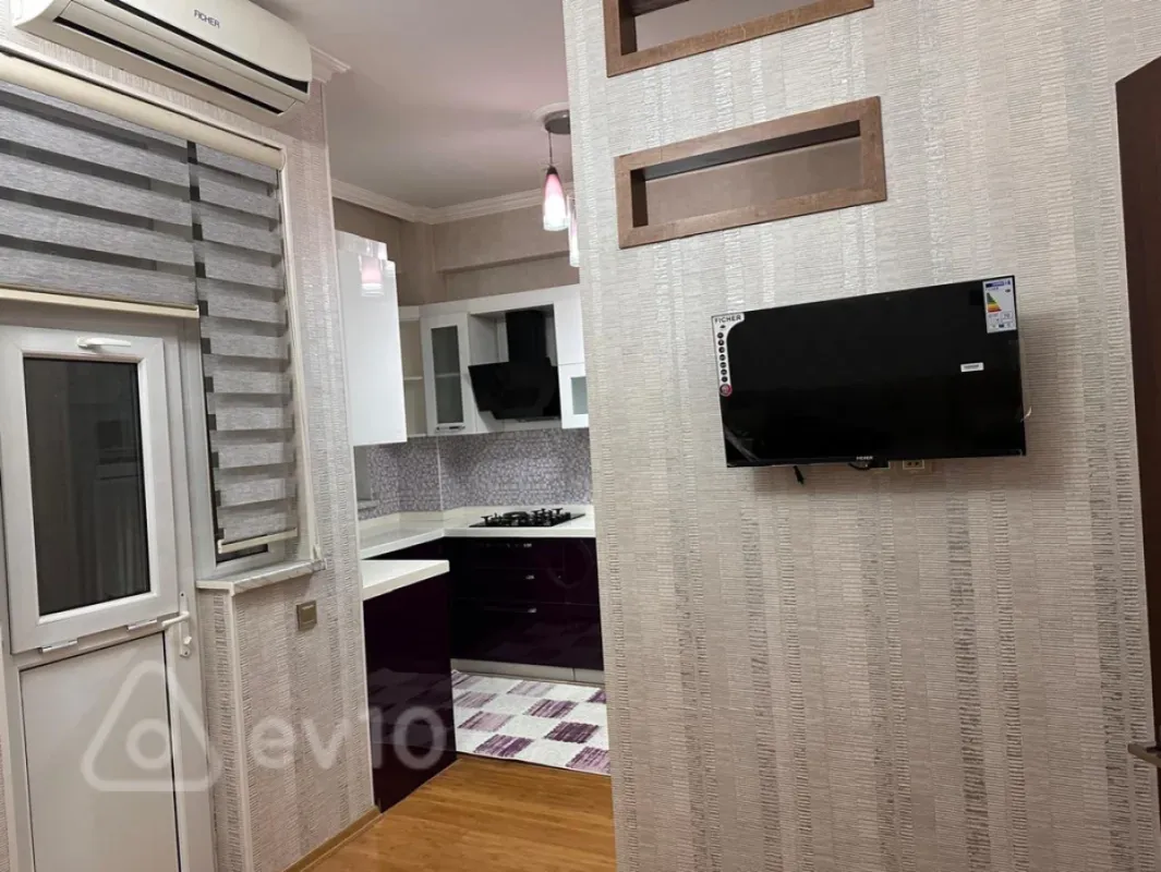 Kirayə verilir 2 otaqlı yeni tikili 51 m²