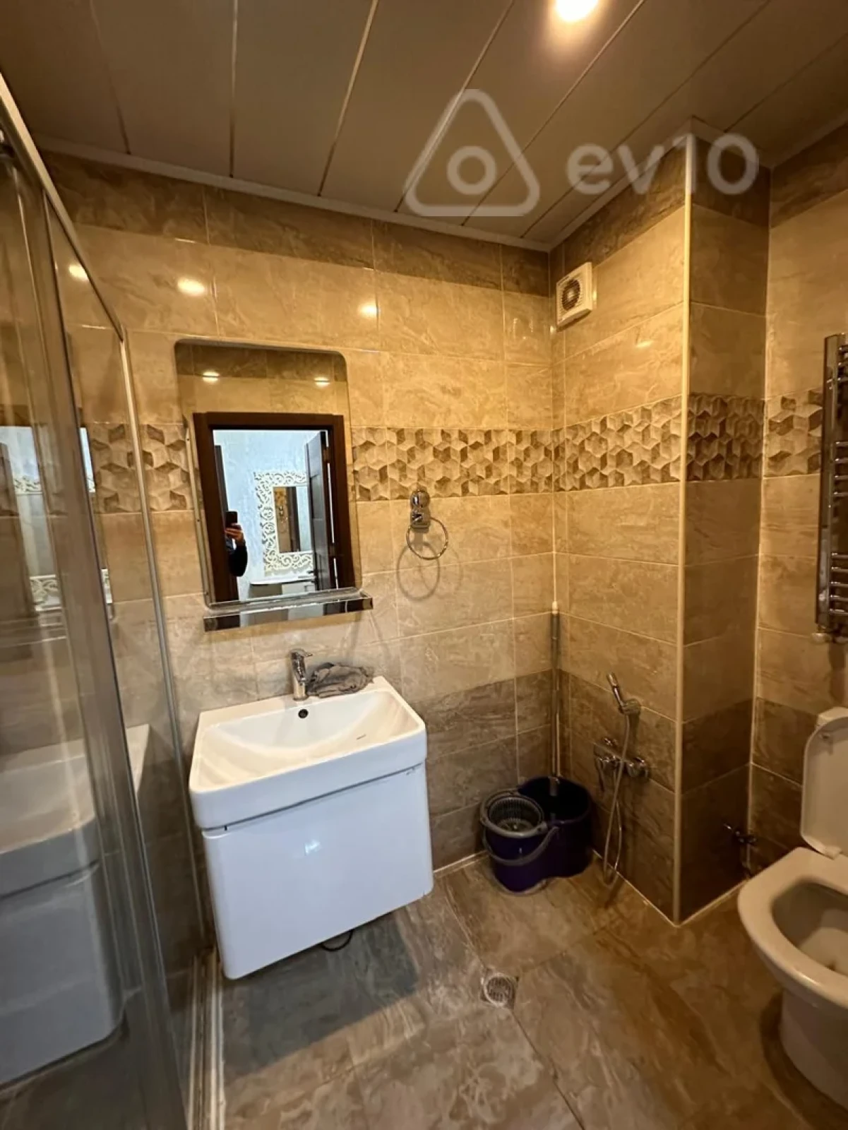 Kirayə verilir 2 otaqlı yeni tikili 51 m²