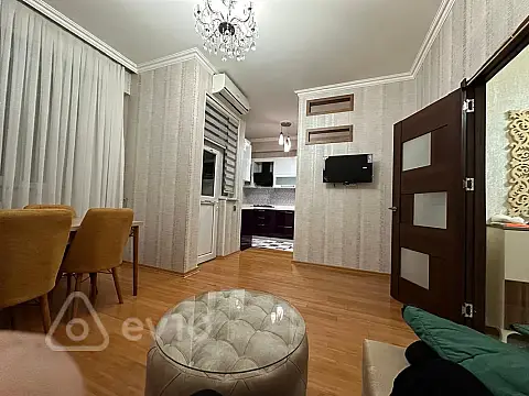 Kirayə verilir 2 otaqlı yeni tikili 51 m²