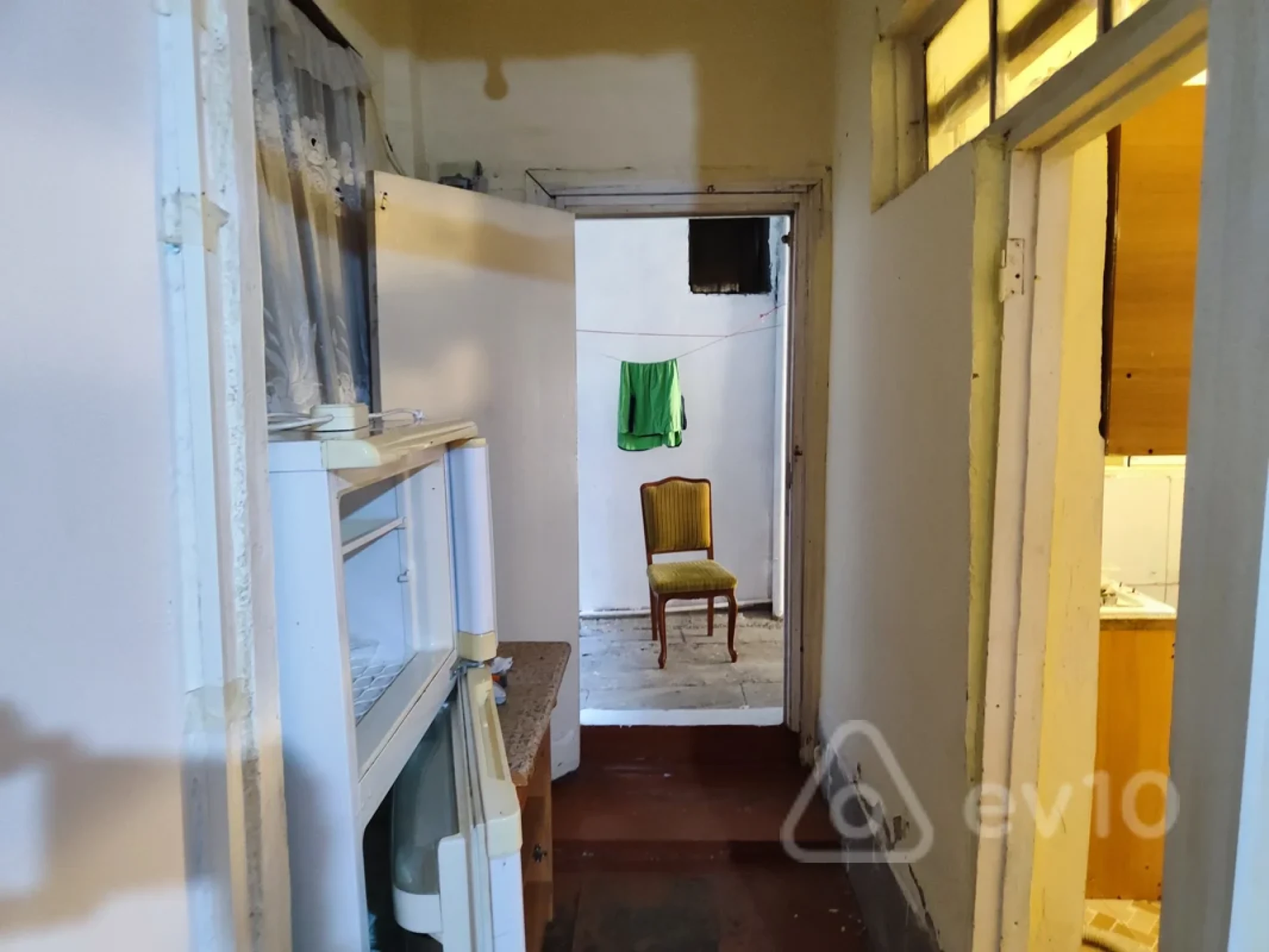 Satılır 4 otaqlı həyət evi 64 m²