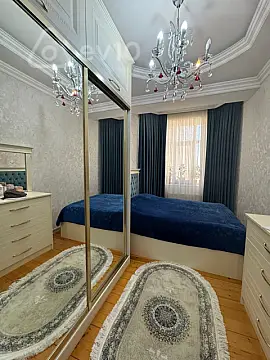 Satılır 2 otaqlı yeni tikili 110 m²