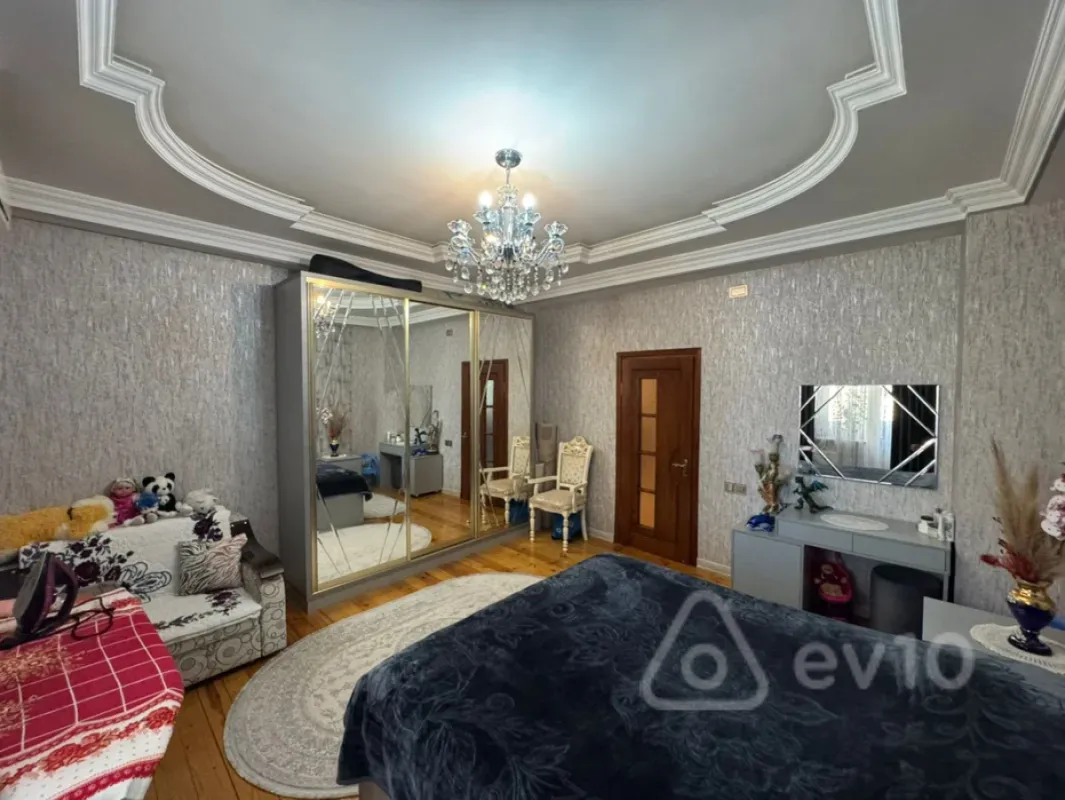 Satılır 2 otaqlı yeni tikili 110 m²