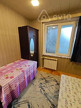 Kirayə verilir 3 otaqlı köhnə tikili 75 m²