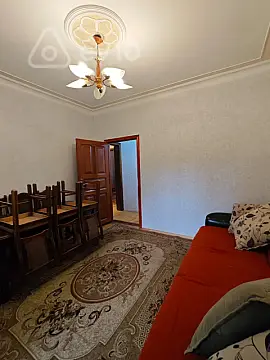 Kirayə verilir 3 otaqlı köhnə tikili 75 m²