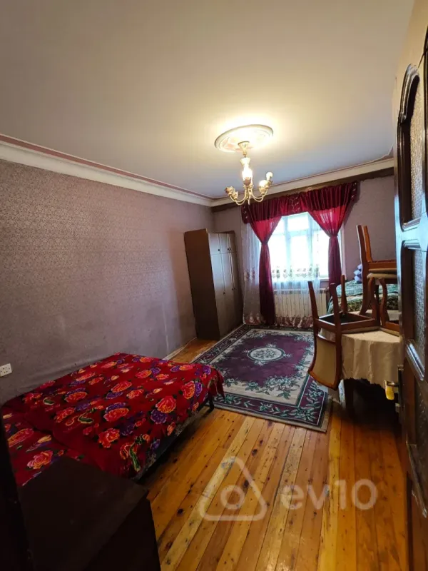 Kirayə verilir 3 otaqlı köhnə tikili 75 m²