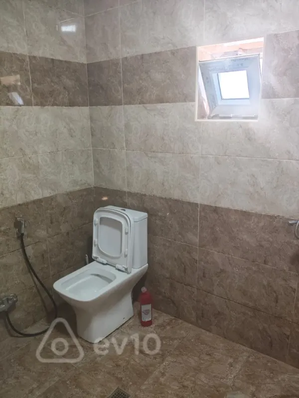 Kirayə verilir 2 otaqlı həyət evi 40 m²