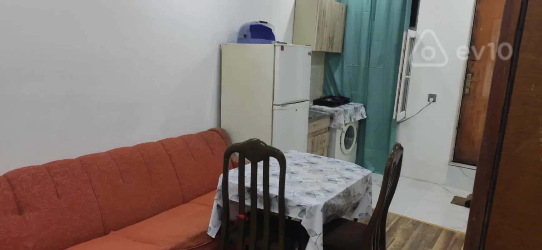 Kirayə verilir 1 otaqlı köhnə tikili 40 m²