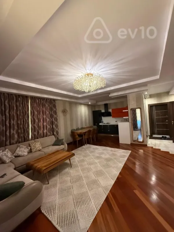 Kirayə verilir 2 otaqlı yeni tikili 70 m²