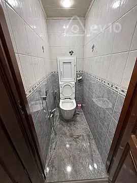 Kirayə verilir 2 otaqlı köhnə tikili 85 m²