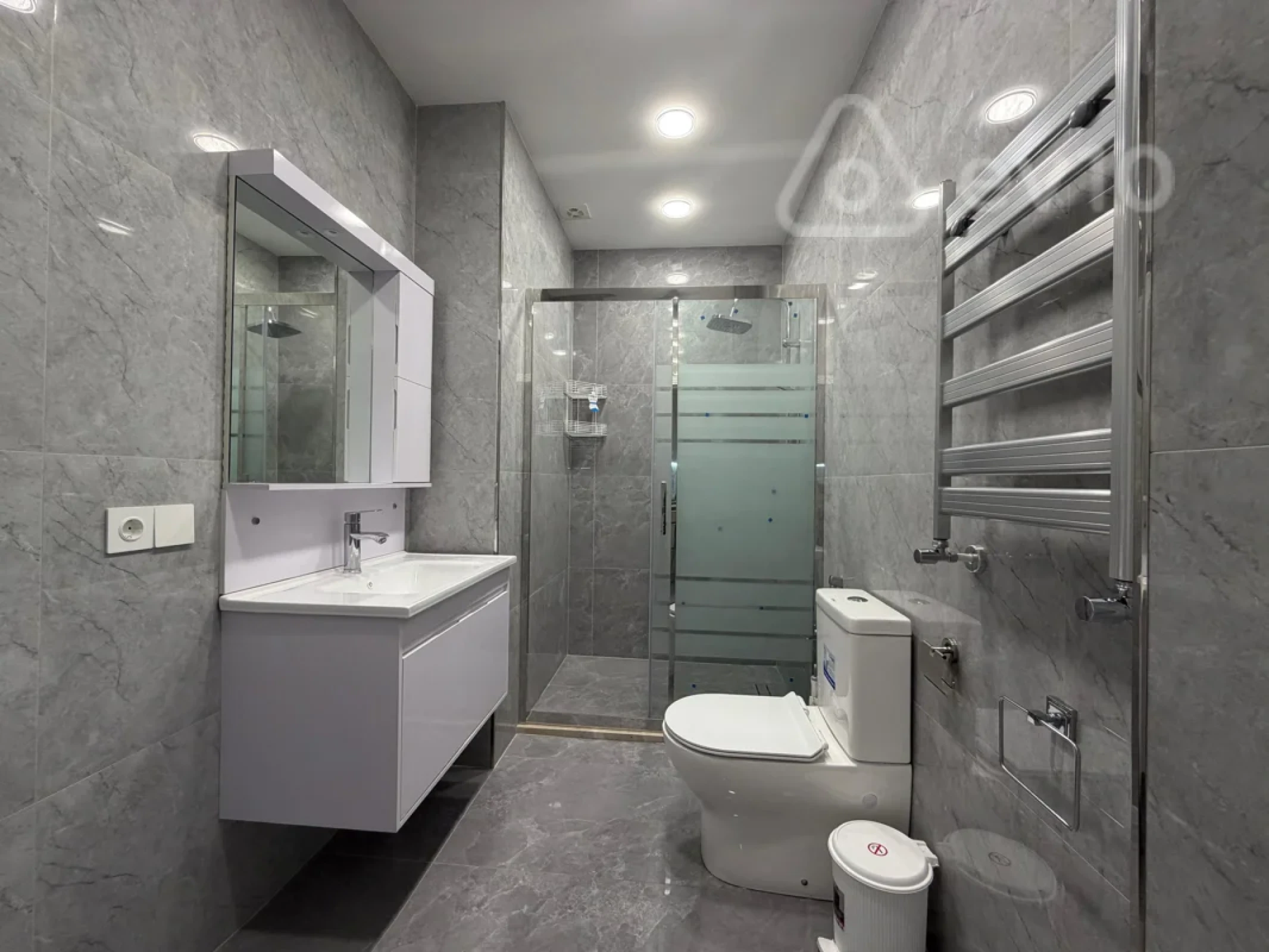 Kirayə verilir 3 otaqlı yeni tikili 116 m²