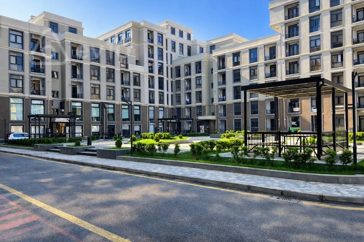 Kirayə verilir 3 otaqlı yeni tikili 116 m²