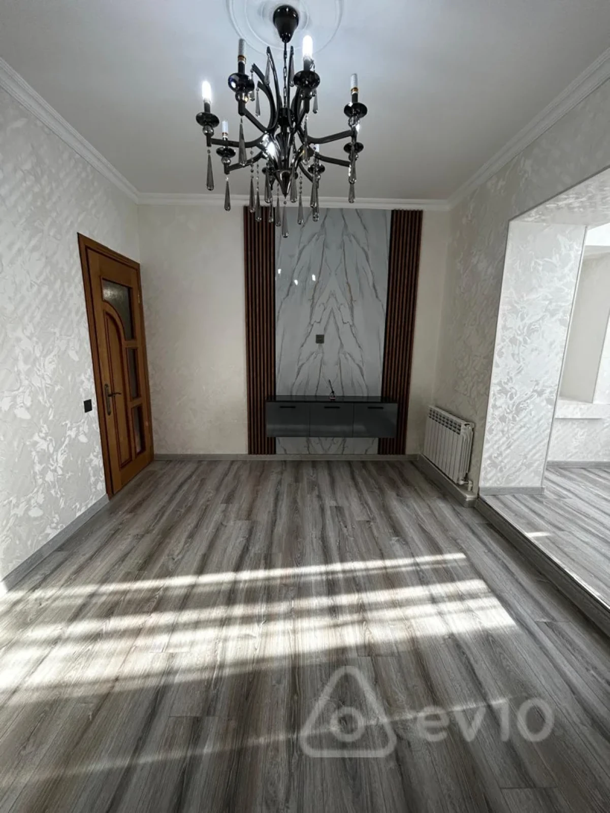 Satılır 3 otaqlı köhnə tikili 75 m²