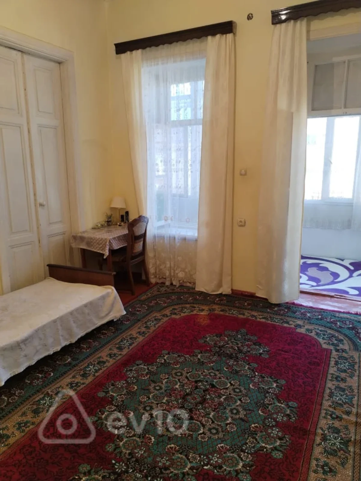 Kirayə verilir 3 otaqlı köhnə tikili 100 m²