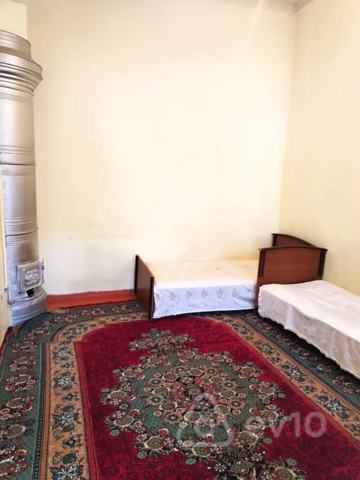 Kirayə verilir 3 otaqlı köhnə tikili 100 m²