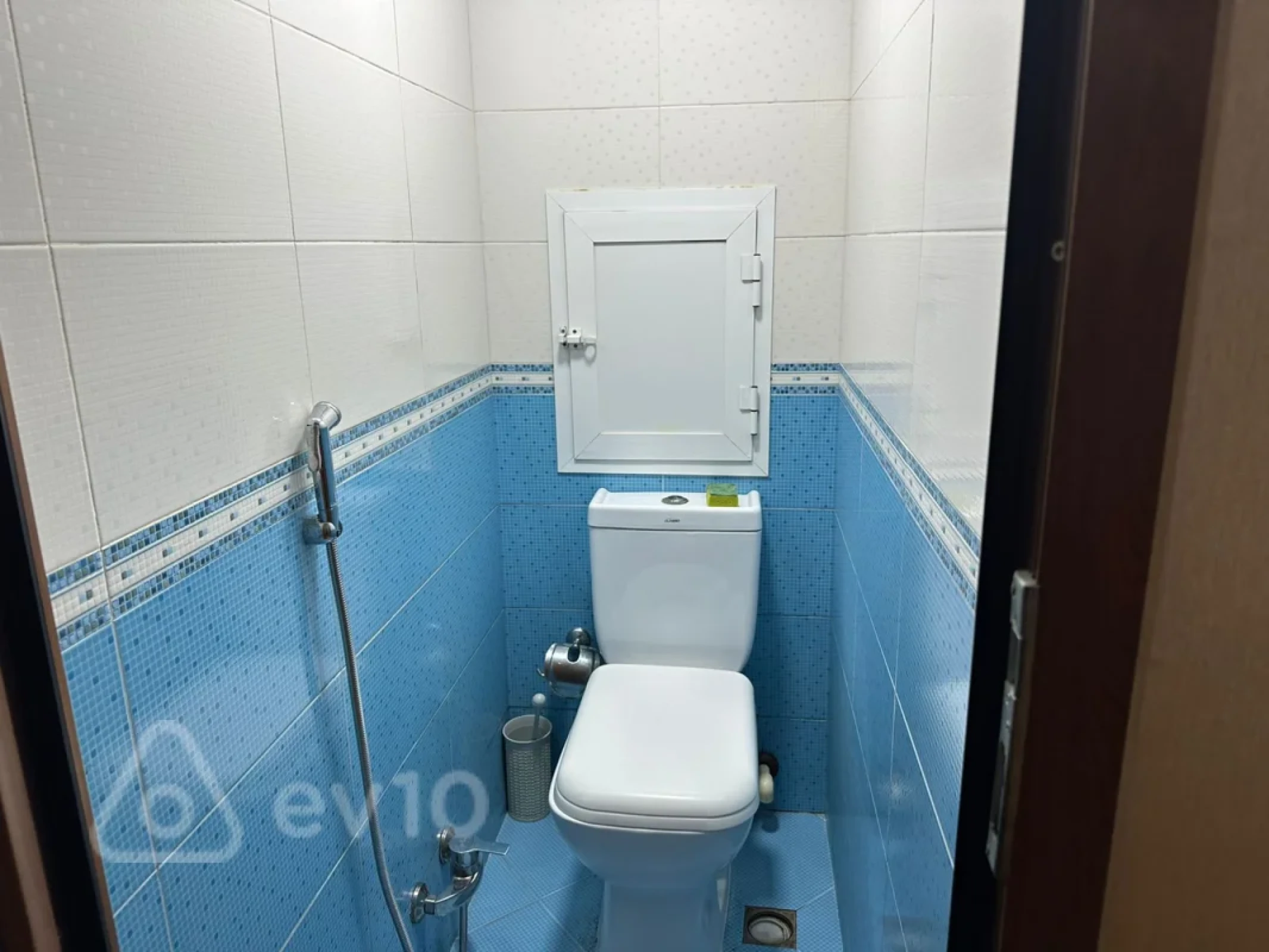 Kirayə verilir 3 otaqlı köhnə tikili 70 m²