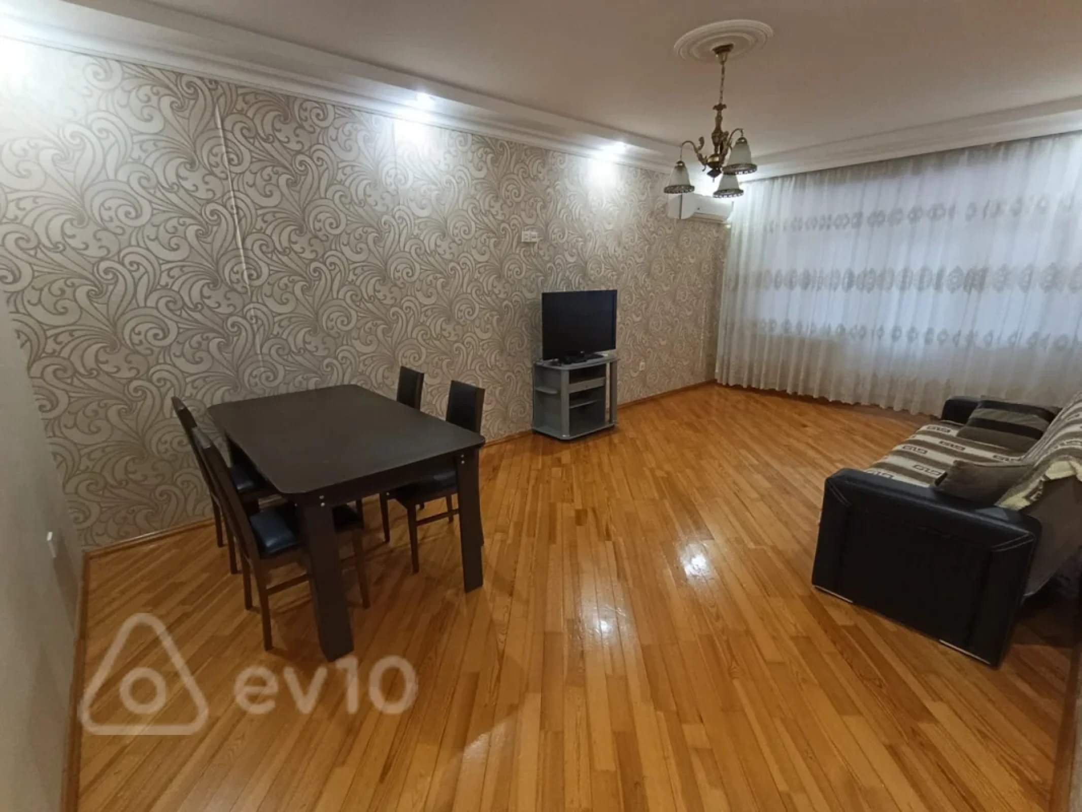 Kirayə verilir 2 otaqlı yeni tikili 83 m²