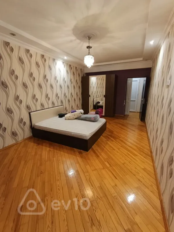 Kirayə verilir 2 otaqlı yeni tikili 83 m²