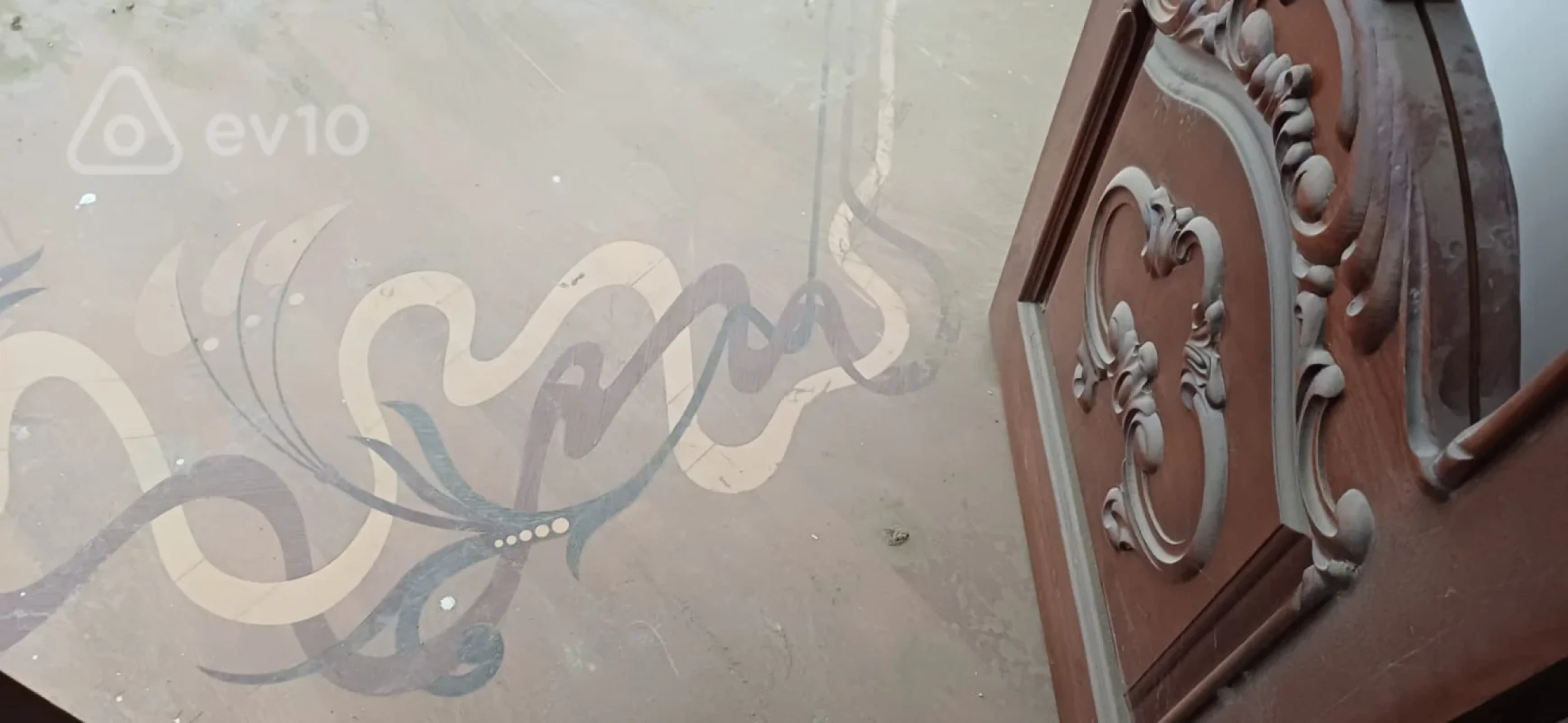 Satılır 8 otaqlı həyət evi 650 m²