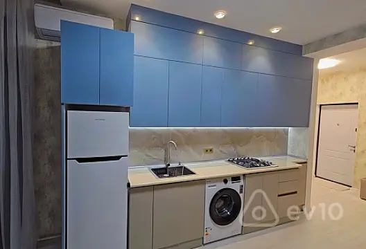 Kirayə verilir 2 otaqlı yeni tikili 50 m²