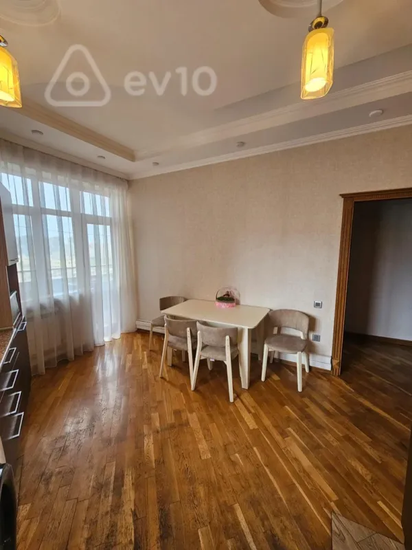 Kirayə verilir 2 otaqlı yeni tikili 85 m²