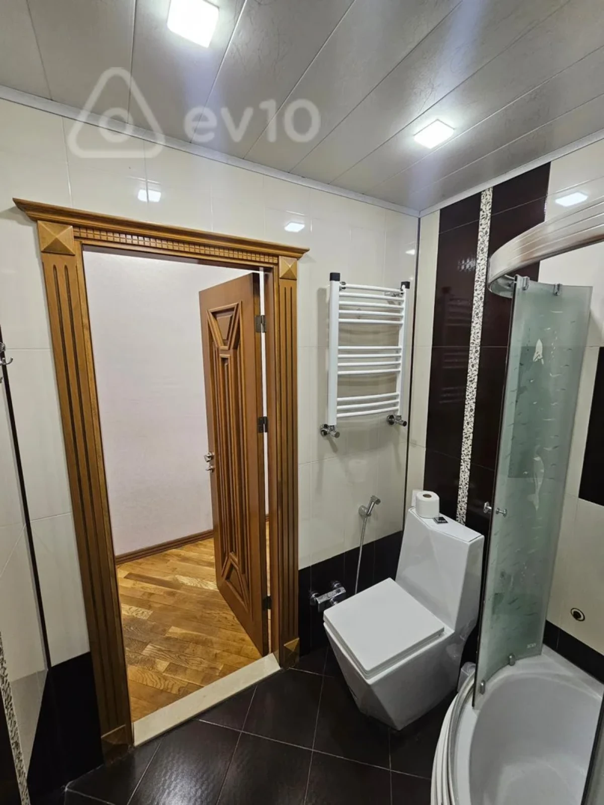 Kirayə verilir 2 otaqlı yeni tikili 85 m²
