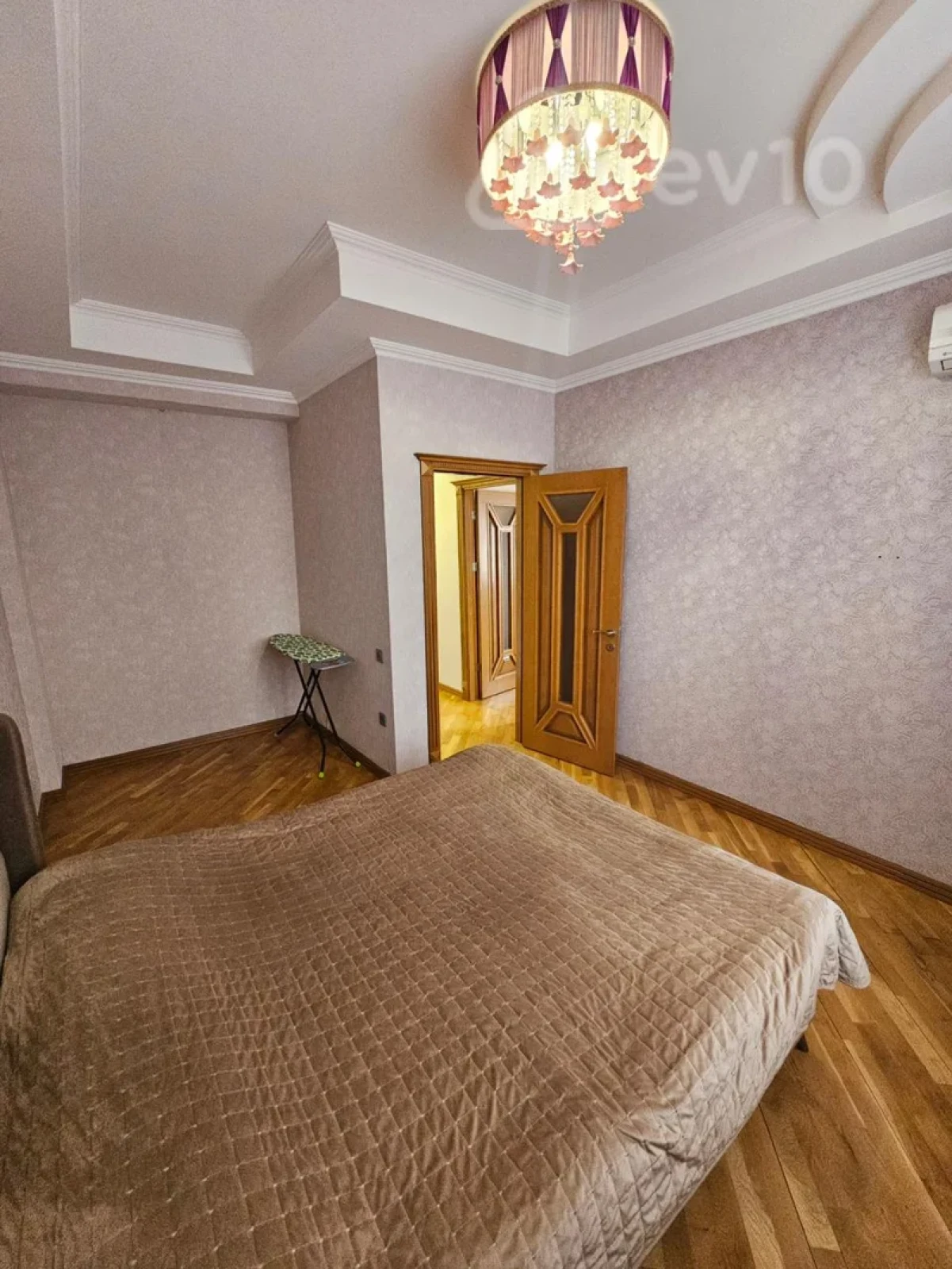 Kirayə verilir 2 otaqlı yeni tikili 85 m²