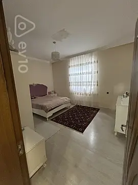 Satılır 10 otaqlı həyət evi 470 m²