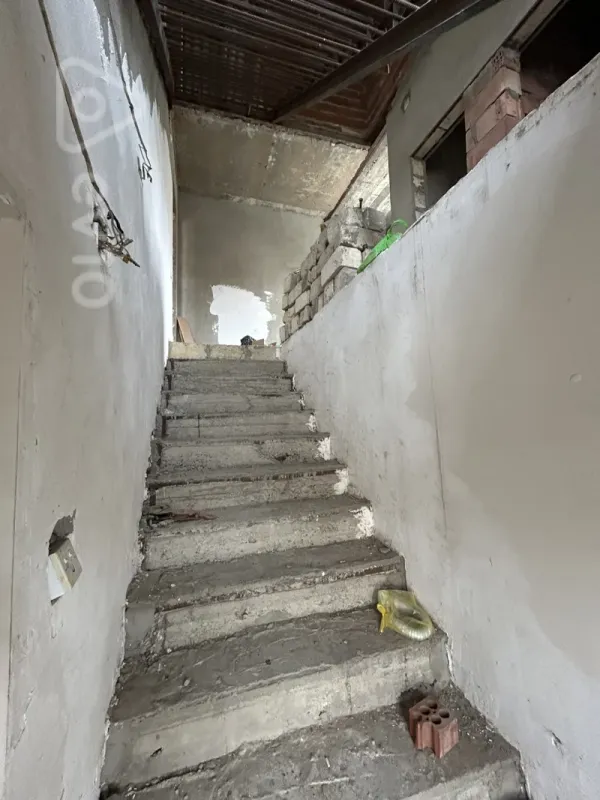 Satılır 10 otaqlı həyət evi 470 m²