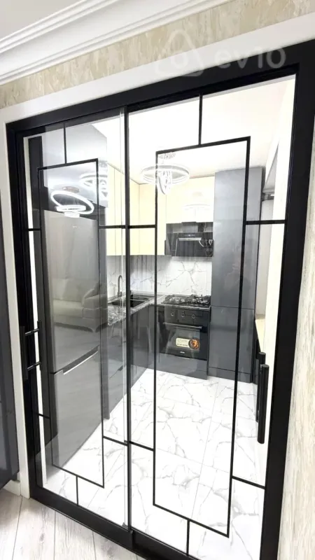 Satılır 3 otaqlı köhnə tikili 75 m²