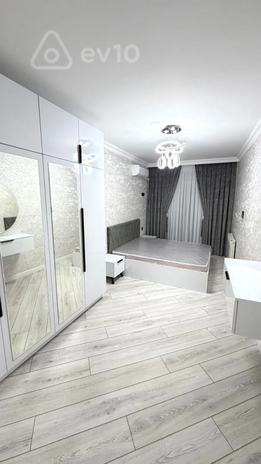 Satılır 3 otaqlı köhnə tikili 75 m²