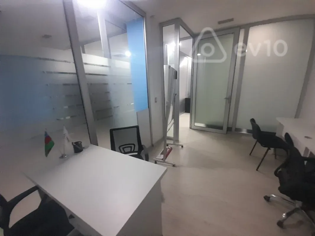 Kirayə verilir mənzil 120 m²