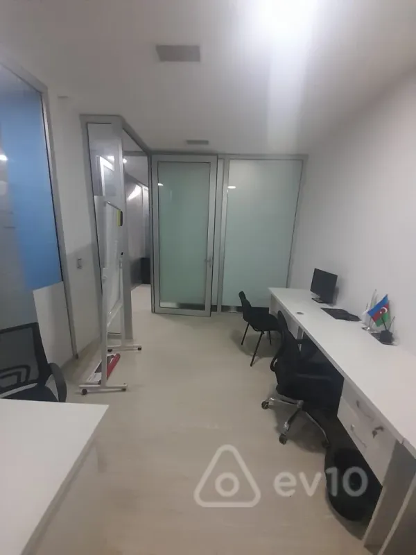 Kirayə verilir mənzil 120 m²