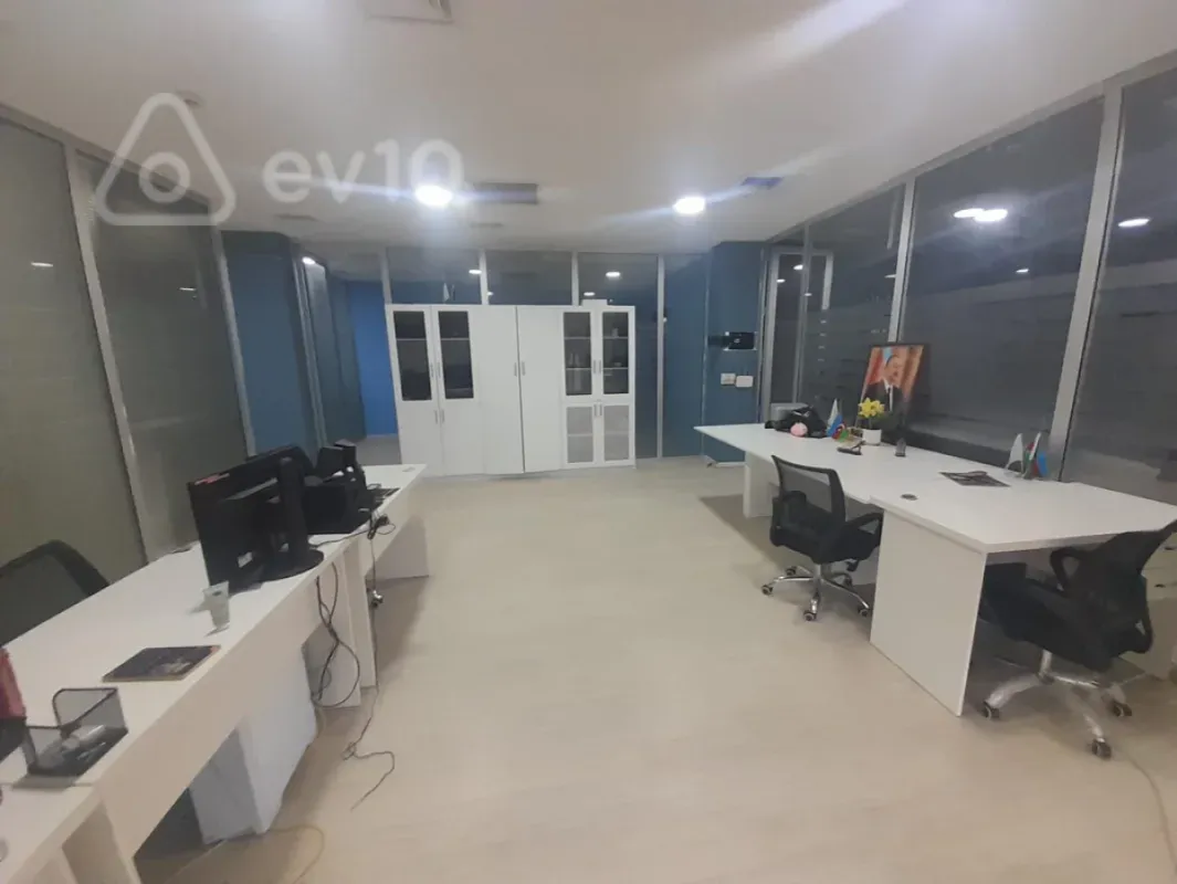 Kirayə verilir mənzil 120 m²