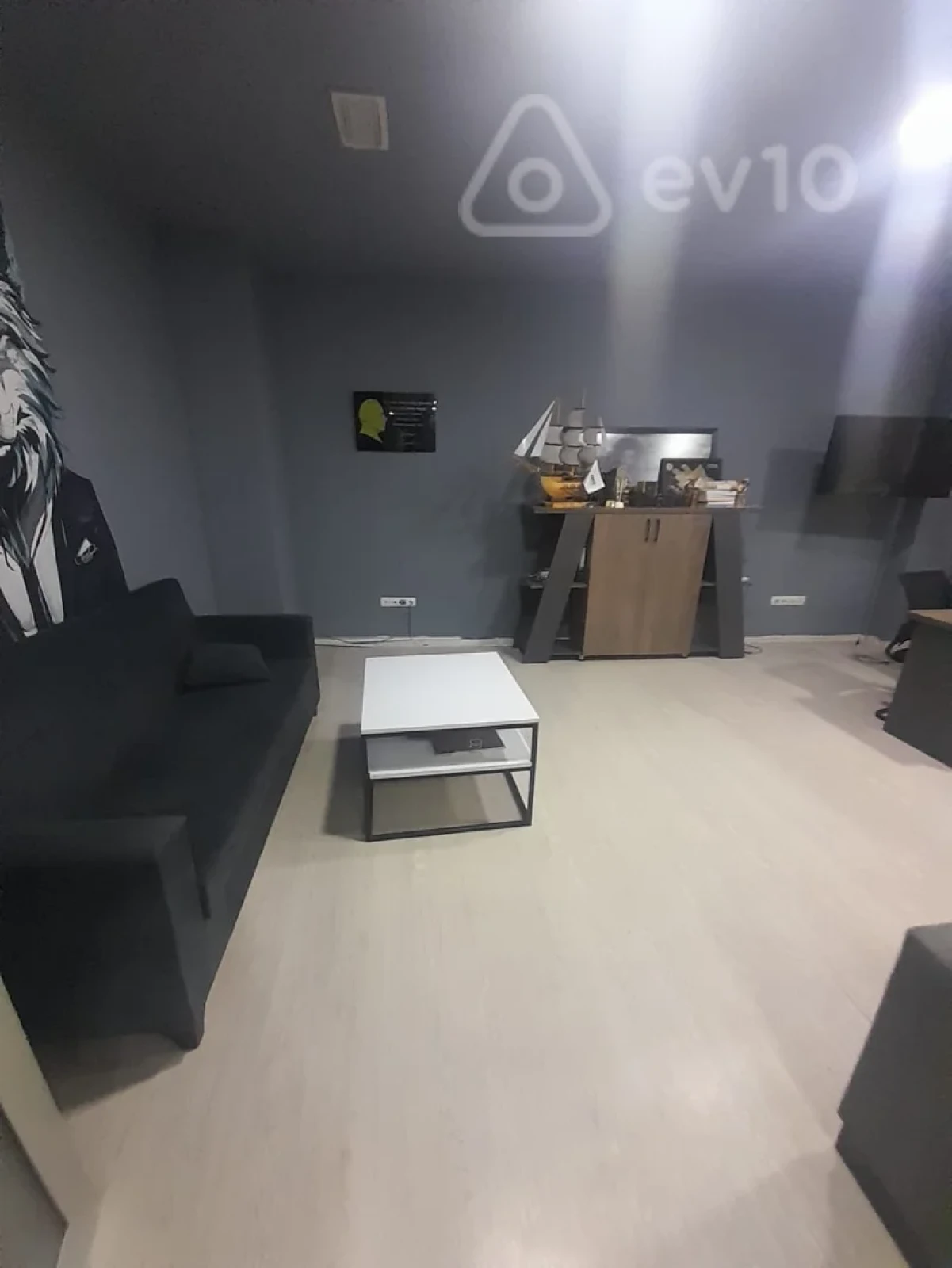 Kirayə verilir mənzil 120 m²