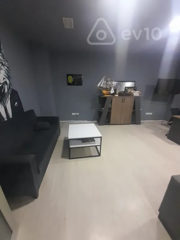 Kirayə verilir mənzil 120 m²