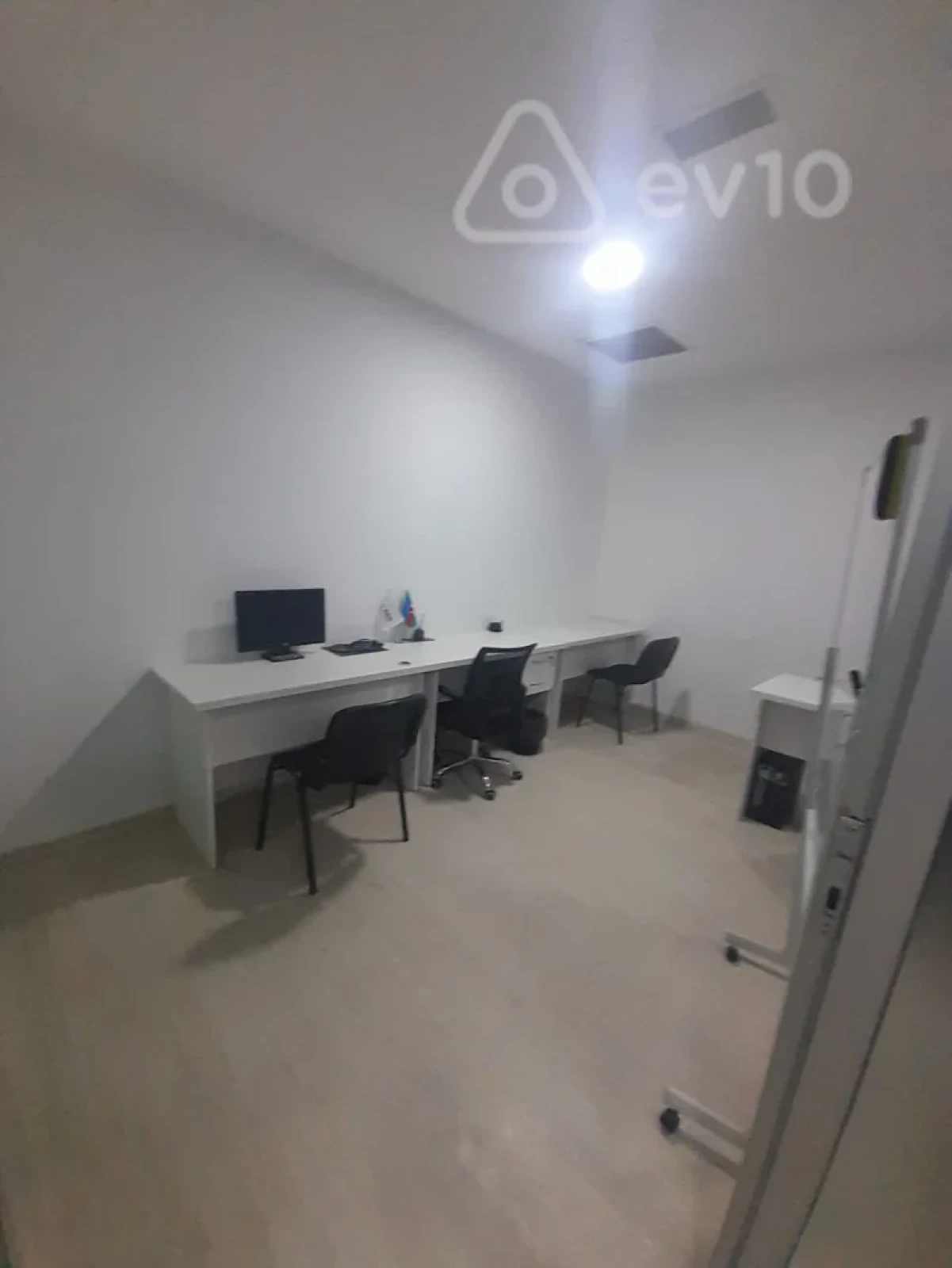 Kirayə verilir mənzil 120 m²